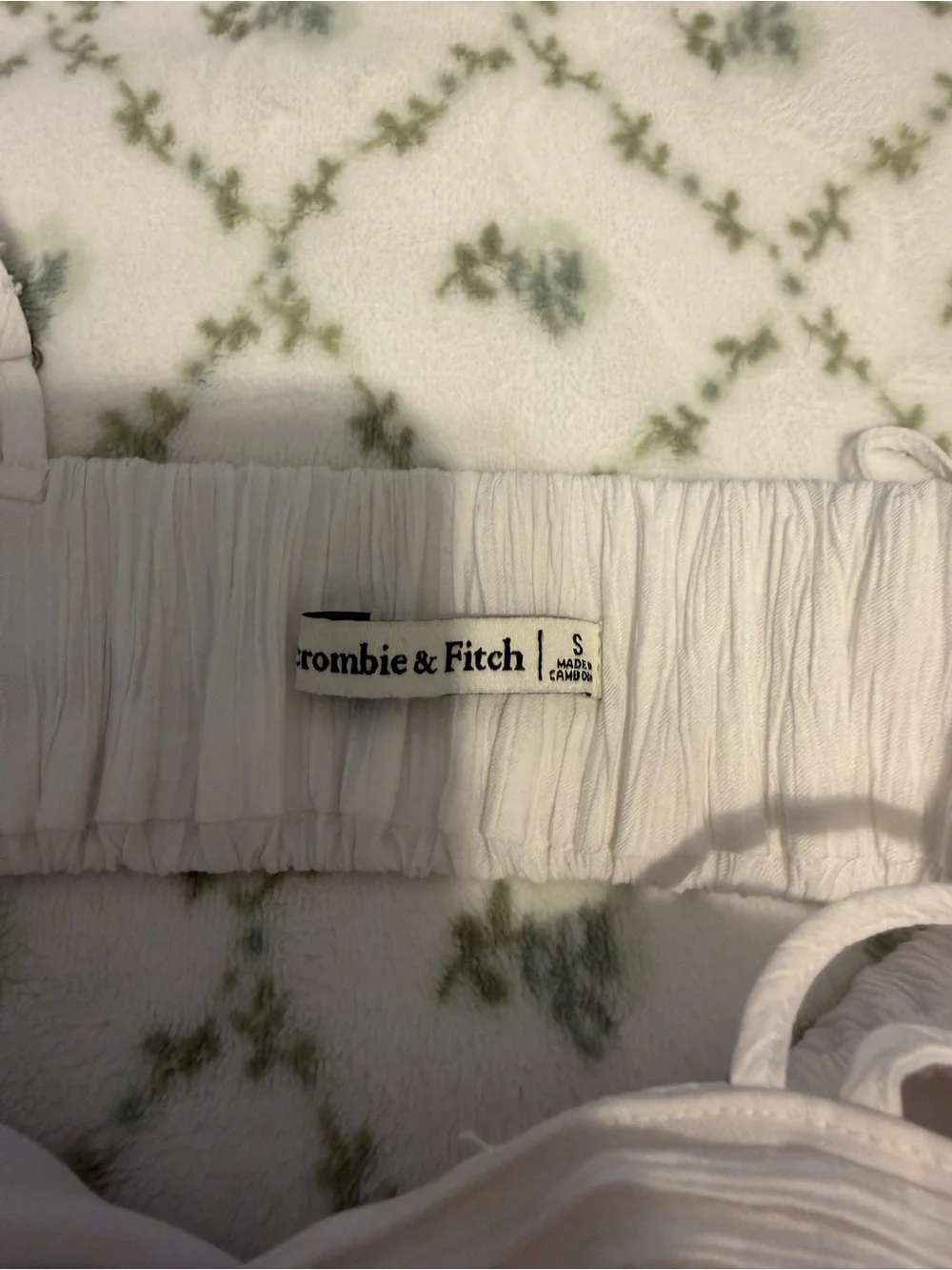 Abercrombie & Fitch White Maxi Dress with Spaghetti Straps & Pockets